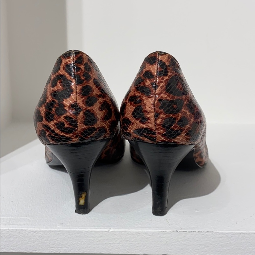 Leopard Pumps - Picture 4 of 5
